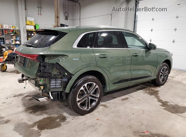 WA12AAGU8S2025802 2025 AUDI Q5 Зеленый Задняя правая четверть