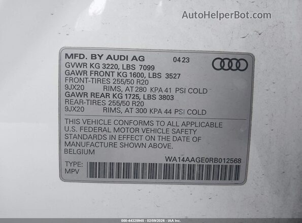 WA14AAGE0RB012568 2024 AUDI Q8 E-TRON Черный Вид подкапотного пространства