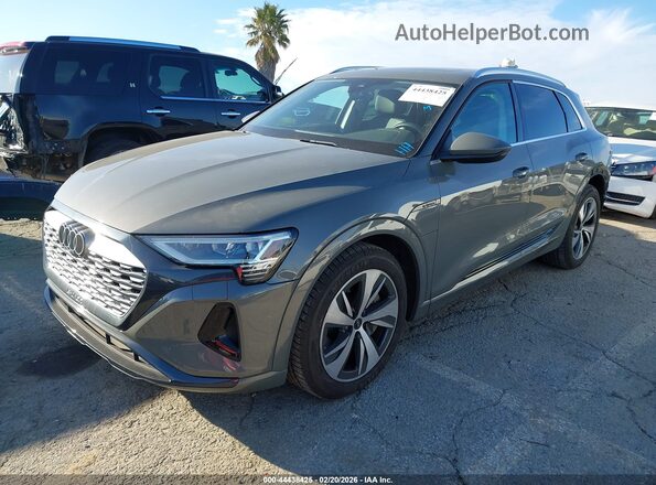 WA14AAGE0RB015891 2024 AUDI Q8 E-TRON Серый Передняя левая четверть