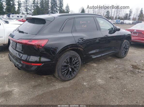 WA16AAGE4RB052497 2024 AUDI Q8 E-TRON Черный Задняя правая четверть