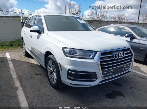 WA1AAAF76HD005245 2017 AUDI Q7 Белый Передняя правая четверть