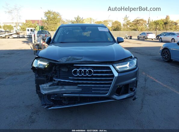WA1AAAF7XKD004350 2019 AUDI Q7 Gray უკანა სალონის ხედი