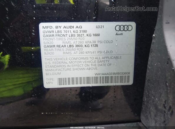 WA1AAAGE9MB033608 2021 AUDI E-TRON Black Vista del compartimento del motor