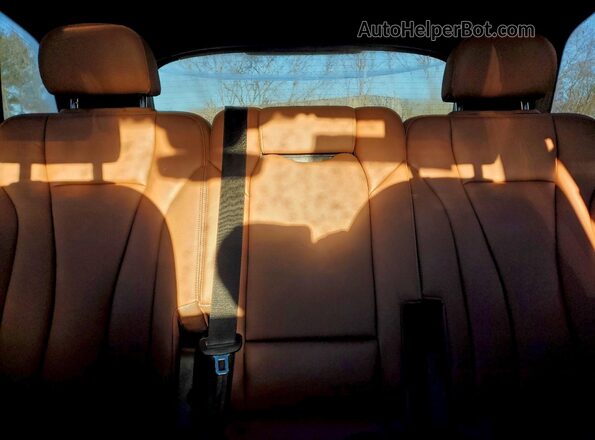 WA1ACBF71PD018662 2023 AUDI Q7 Gray Widok tylnych siedzeń
