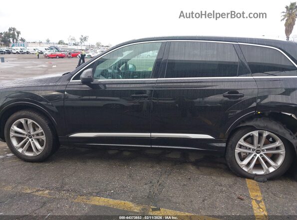 WA1ACBF75SD002327 2025 AUDI Q7 Black Widok wnętrza 360 stopni