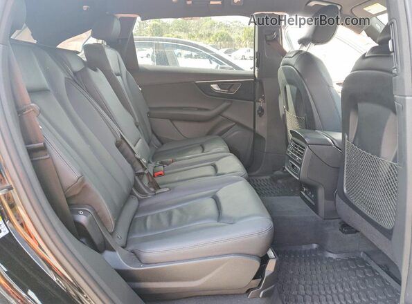 WA1ACBF76PD013750 2023 AUDI Q7 Черный Вид задней части салона