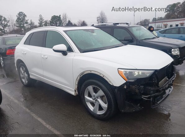 WA1AECF34L1028028 2020 AUDI Q3 Белый Вид задней части салона