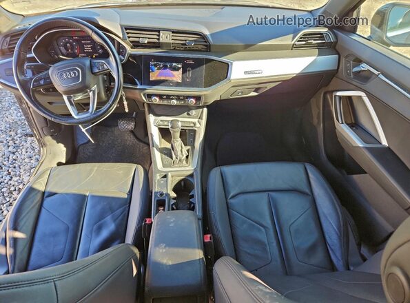 WA1AECF39K1077336 2019 AUDI Q3 Черный Вид панели приборов