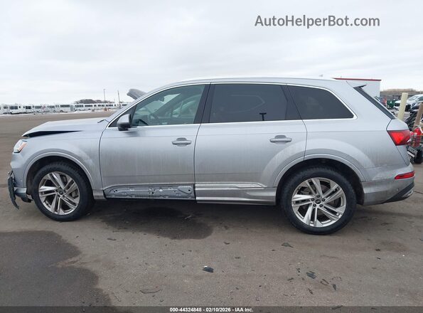 WA1AJAF7XMD018087 2021 AUDI Q7 Silver Widok wnętrza 360 stopni