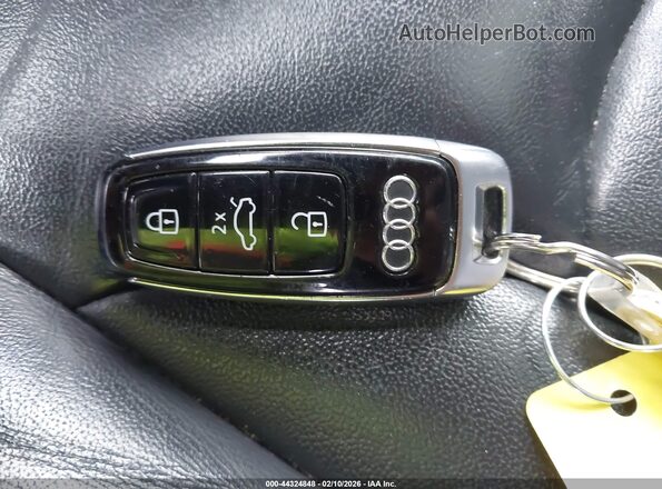 WA1AJAF7XMD018087 2021 AUDI Q7 Silver Widok deski rozdzielczej