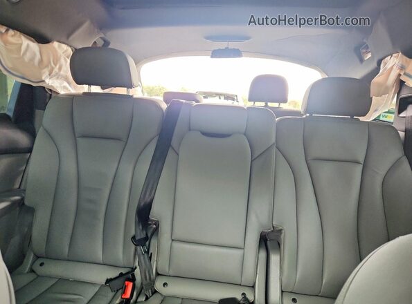 WA1AXAF72LD004925 2020 AUDI Q7 White Вид задніх сидінь