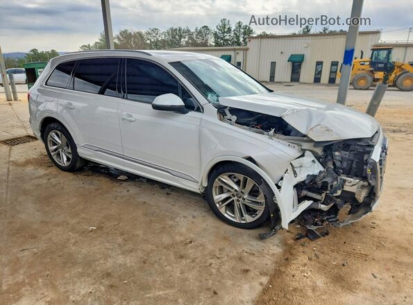 WA1AXAF72LD004925 2020 AUDI Q7 White Передня права чверть