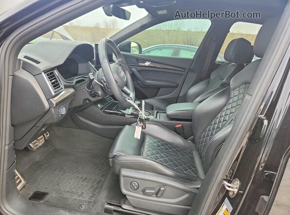 WA1B4AFY5M2032124 2021 AUDI SQ5 Черный Вид салона спереди
