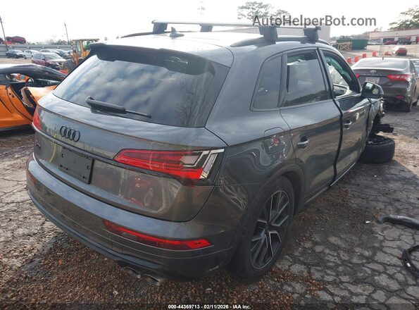 WA1B4AFY5R2046371 2024 AUDI SQ5 Gray Trasero derecho
