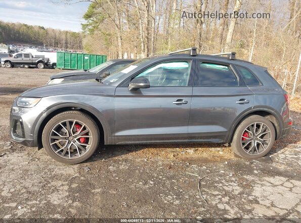 WA1B4AFY5R2046371 2024 AUDI SQ5 Gray Vista interior de 360 grados