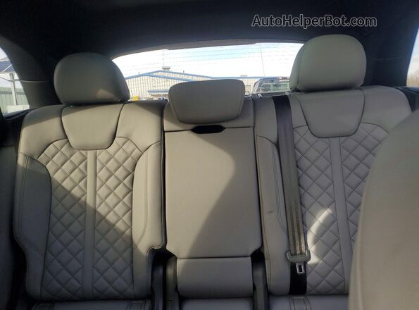 WA1B4AFY5S2050748 2025 AUDI SQ5 Черный Вид задних сидений
