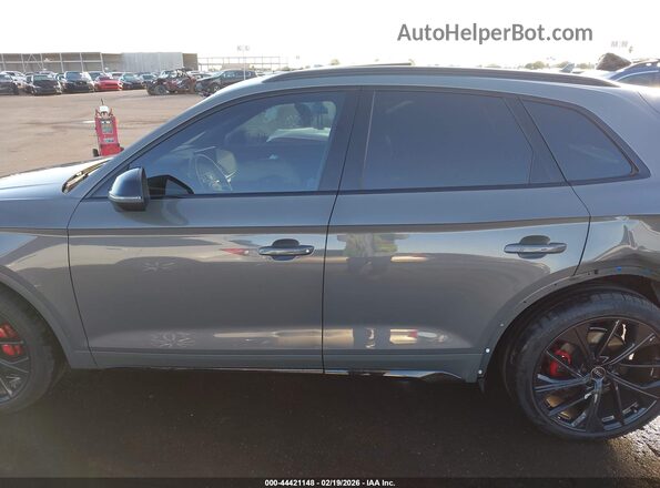 WA1B4AFY8S2051084 2025 AUDI SQ5 Серый 