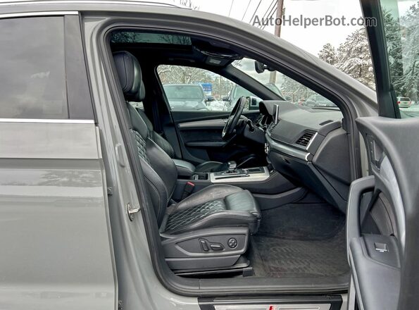 WA1B4AFYXK2022198 2019 AUDI SQ5 Серый Вид спереди
