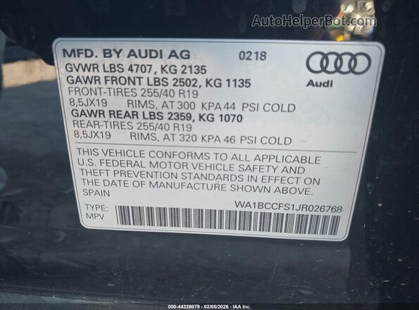 WA1BCCFS1JR026768 2018 AUDI Q3 Black Widok komory silnika