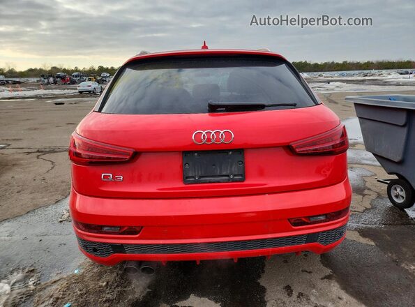 WA1BCCFS4JR021175 2018 AUDI Q3 Red Вид ззаду