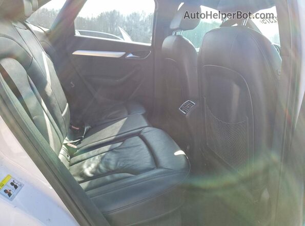 WA1BFCFS3GR015187 2016 AUDI Q3 Белый Вид задней части салона