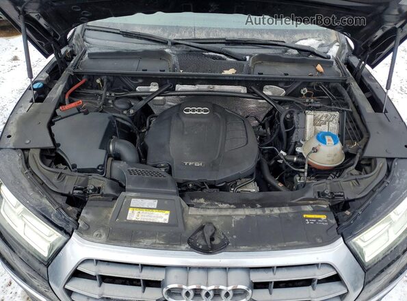 WA1BNAFY5J2000587 2018 AUDI Q5 Black Widok komory silnika