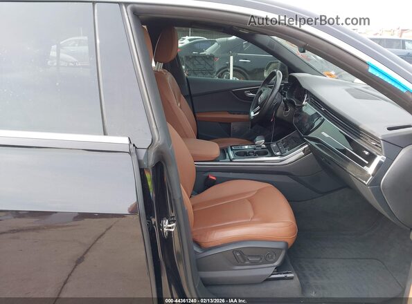 WA1BVAF13LD002896 2020 AUDI Q8 Черный Вид салона спереди