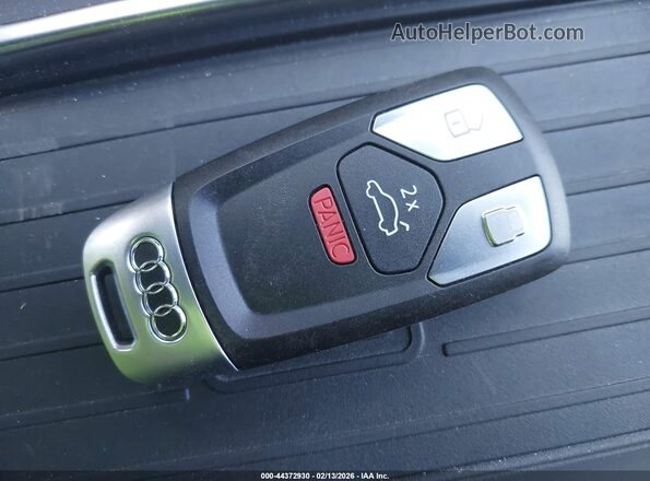 WA1C4AFY4K2096074 2019 AUDI SQ5 Зеленый Вид панели приборов
