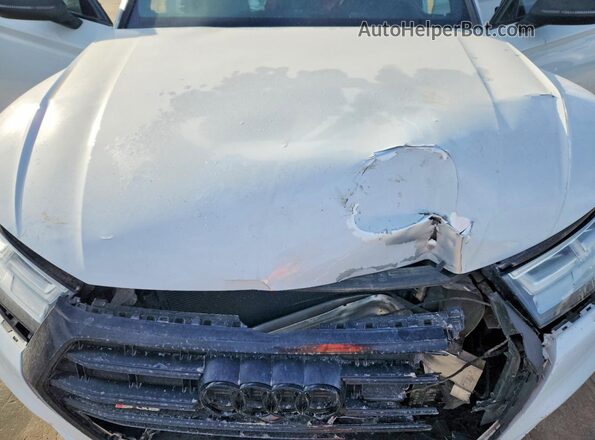 WA1C4AFY8L2027289 2020 AUDI SQ5 White Вид підкапотного простору
