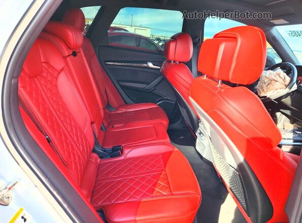 WA1C4AFY8L2027289 2020 AUDI SQ5 White Вид задньої частини салону