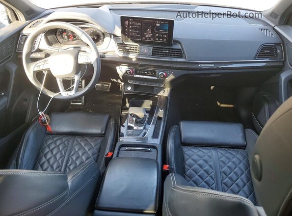 WA1C4AFY8R2005172 2024 AUDI SQ5 Black Widok deski rozdzielczej