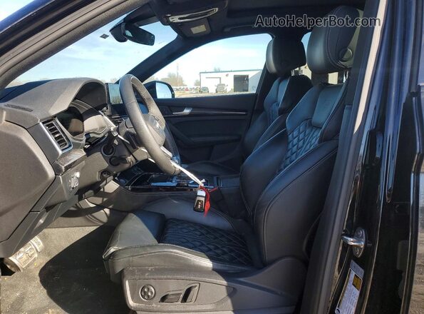 WA1C4AFY8R2005172 2024 AUDI SQ5 Black Widok wnętrza z przodu