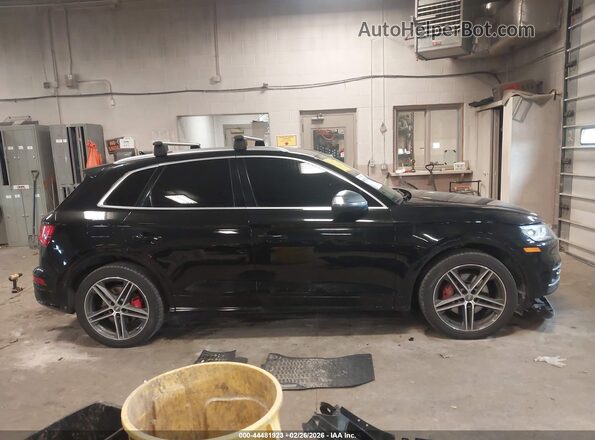 WA1C4AFY9J2182477 2018 AUDI SQ5 Черный Панорамный вид салона 360°