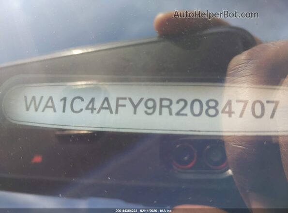 WA1C4AFY9R2084707 2024 AUDI SQ5 Синий Вид подкапотного пространства