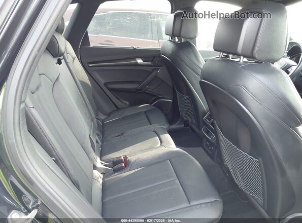 WA1C4AFYXK2124573 2019 AUDI SQ5 Черный Вид наклейки с VIN-кодом