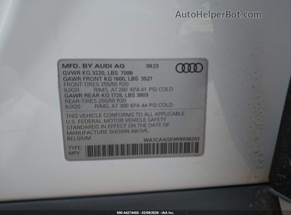 WA1CAAGE9RB036203 2024 AUDI Q8 E-TRON Белый Вид подкапотного пространства
