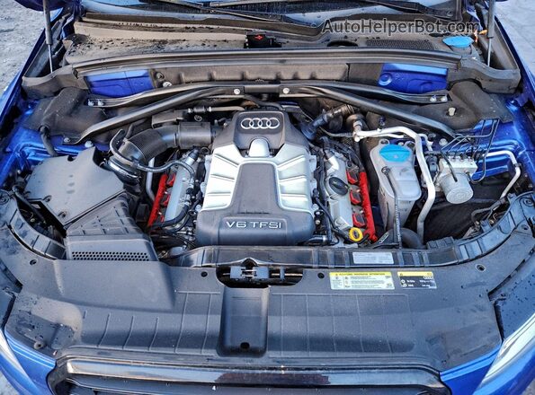 WA1CCAFP9GA095493 2016 AUDI SQ5 Blue Engine compartment view