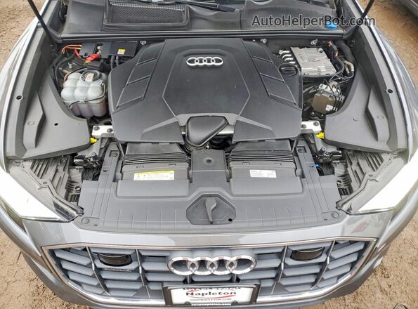 WA1CVAF17KD008901 2019 AUDI Q8 Gray Widok komory silnika