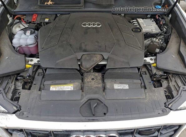 WA1CVAF17LD021763 2020 AUDI Q8 White ძრავის განყოფილების ხედი