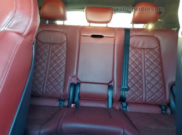 WA1CWBF19MD035118 2021 AUDI SQ8 Серебряный Вид задних сидений