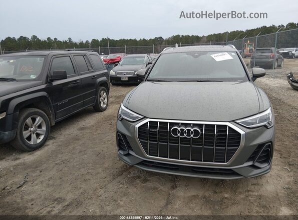 WA1DECF30S1056288 2025 AUDI Q3 Серый Вид задней части салона