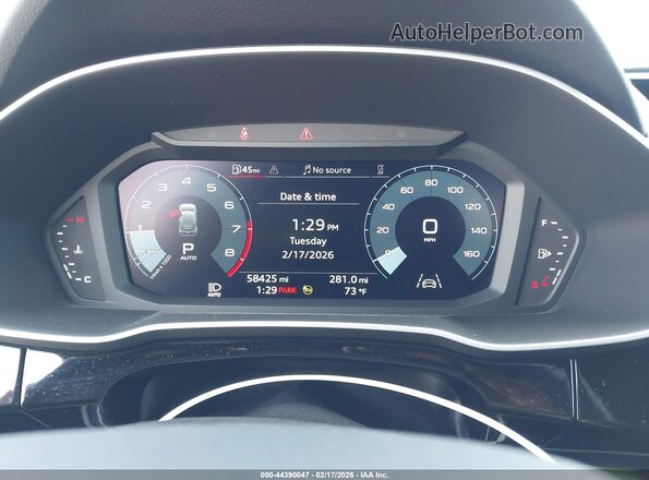 WA1DECF34N1125116 2022 AUDI Q3 Красный Вид задних сидений
