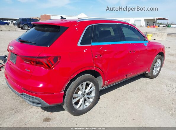 WA1DECF34N1125116 2022 AUDI Q3 Красный Вид спереди