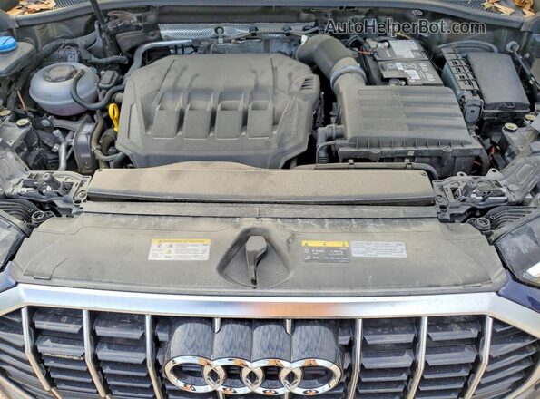 WA1DECF39R1152317 2024 AUDI Q3 Blue Widok komory silnika