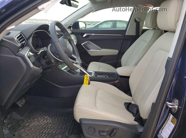 WA1DECF39R1152317 2024 AUDI Q3 Blue Widok wnętrza z przodu