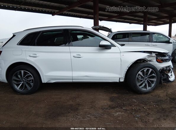 WA1EAAFY8P2033343 2023 AUDI Q5 Белый Вид задней части салона