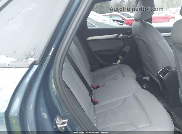 WA1ECCFS2JR020927 2018 AUDI Q3 Blue Вид наклейки з VIN-кодом