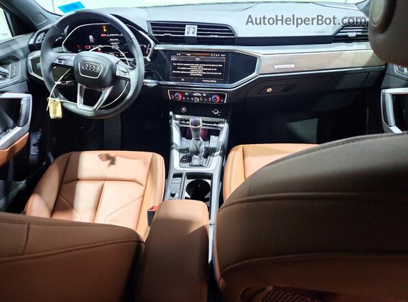 WA1EECF32S1071279 2025 AUDI Q3 Белый Вид панели приборов