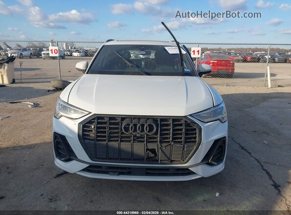 WA1EECF35R1142680 2024 AUDI Q3 Белый Вид панели приборов