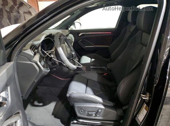 WA1EECF35R1165814 2024 AUDI Q3 Черный Вид салона спереди